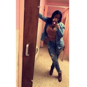 Meet your Posher, Ronnesha